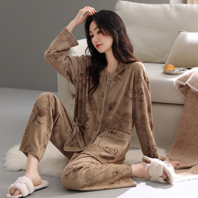 睡衣女冬季珊瑚绒加厚加绒秋冬海岛绒中年妈妈冬款薄绒家居服