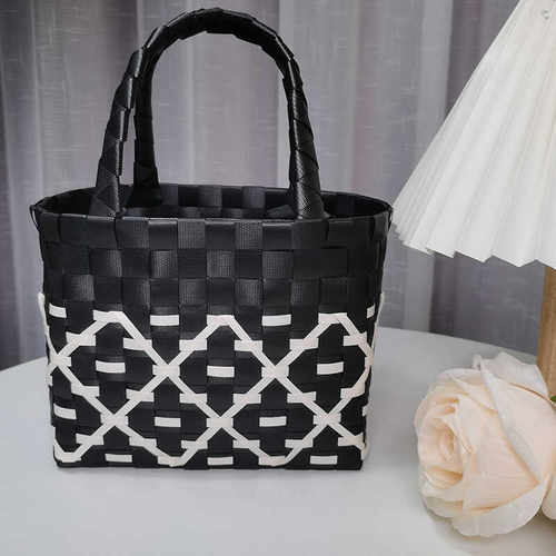 百搭手提包编织黑白网红