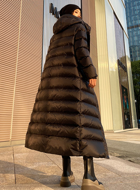 2025秋冬新款羽绒服女加厚连帽中长款长过膝时尚90白鹅绒黑色外套