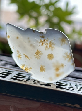 天然马料海洋玉髓高冰白冰草花玛瑙叶子款式小花吊坠挂件