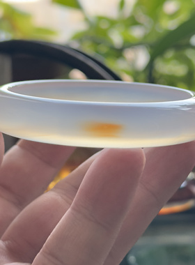 云臻阁天然海洋玉髓高冰白冰俏色鸿运当头一口糖玛瑙手镯58口