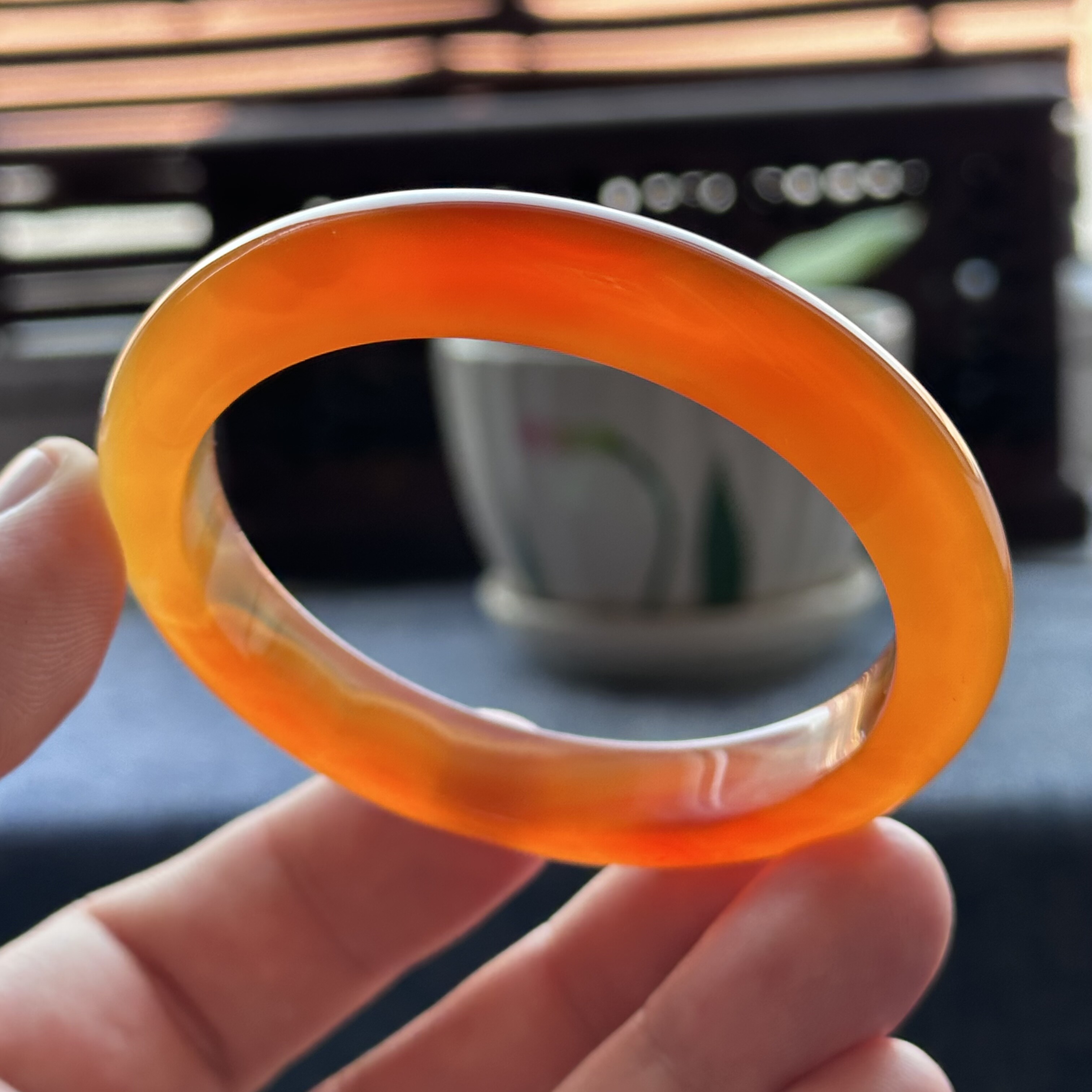 云臻阁天然马料俏色红玛瑙手镯冰种鱼鳞纹女款玉石镯子礼物57口径