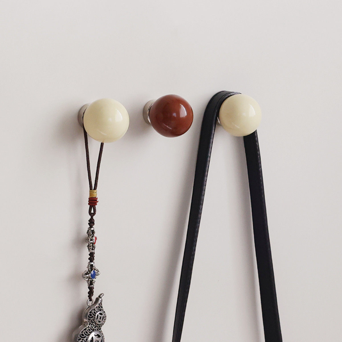 中古奶油风磁吸挂钩高颜值陶瓷球 入户门帽子装饰挂钩强力冰箱贴,收纳整理,挂钩/粘钩,淘宝优惠券,粉丝福利购,淘宝优惠卷