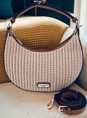 米兰花MIRAFLORES【新品】小众轻奢月牙包腋下斜跨包VT824151A