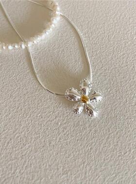 韩国韩版饰品 925纯银项链简约小众chic网红雏菊蛇骨项链