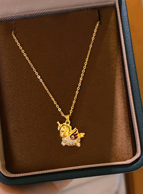 秋冬金色微镶小飞马吊坠项链女复古气质高档毛衣链轻奢高级感配饰