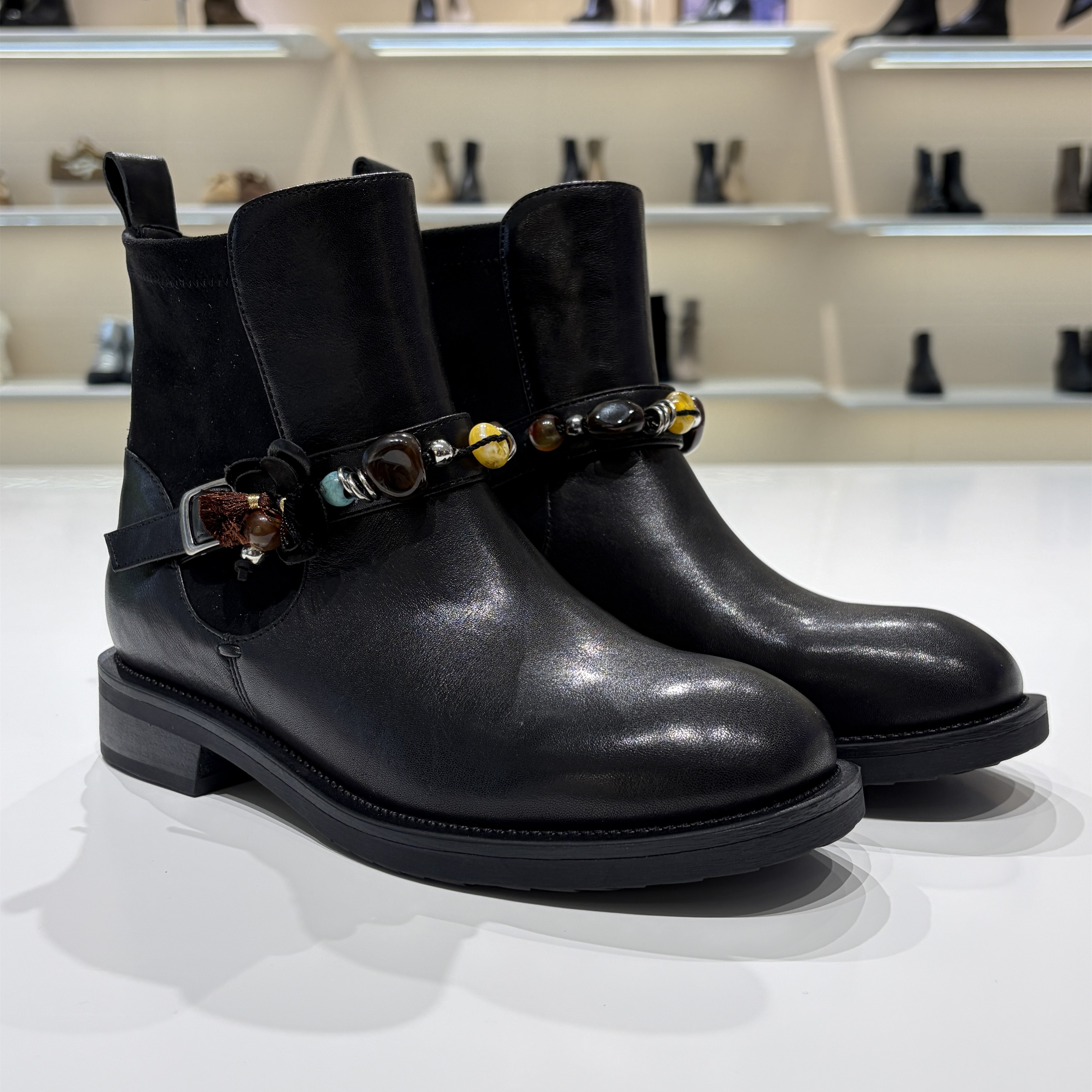 路贝佳女鞋2025新款厚底短靴时尚百搭时装靴L25916F-15