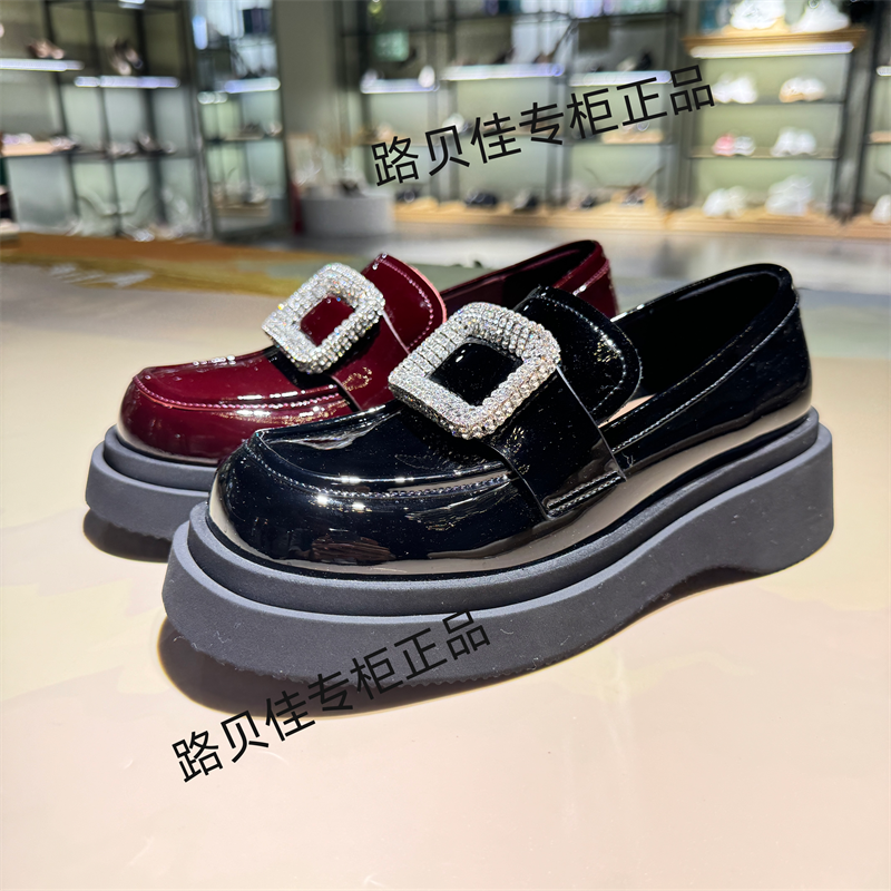 路贝佳女鞋圆头水钻乐福鞋