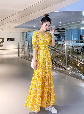 春夏秋2025新品海边雪纺菊花连衣裙长款女碎花高腰显瘦短袖长裙