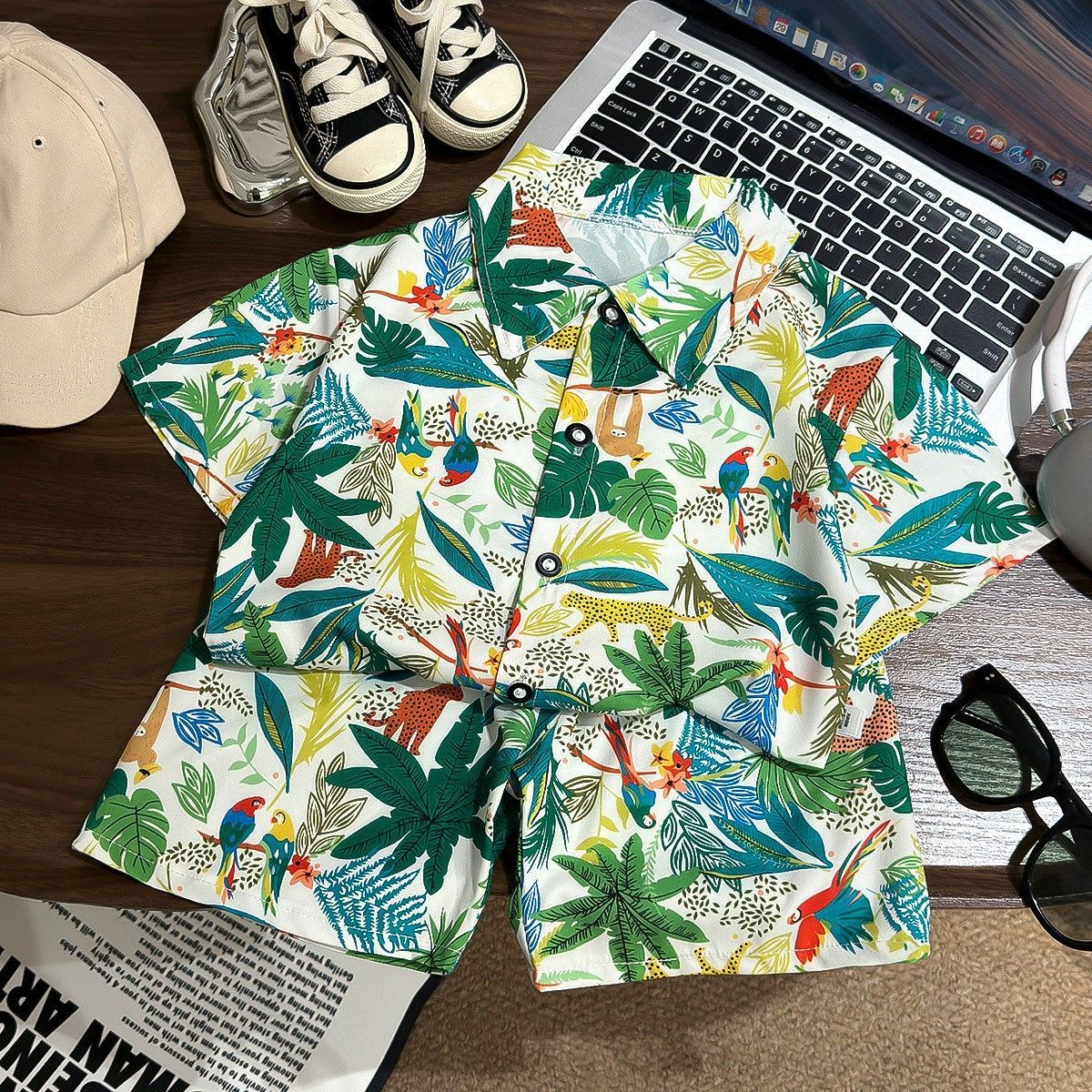 男童海边穿搭宝宝夏套装花衬衫短裤夏季童装帅气儿童复古沙滩衣服图片