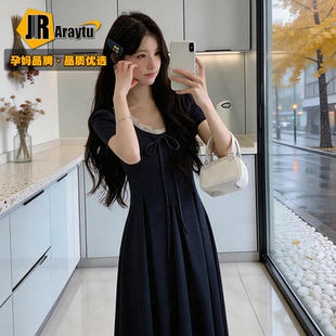 孕妇装夏季轻奢高级感2026新款潮辣妈个性时尚洋气短袖显瘦连衣裙