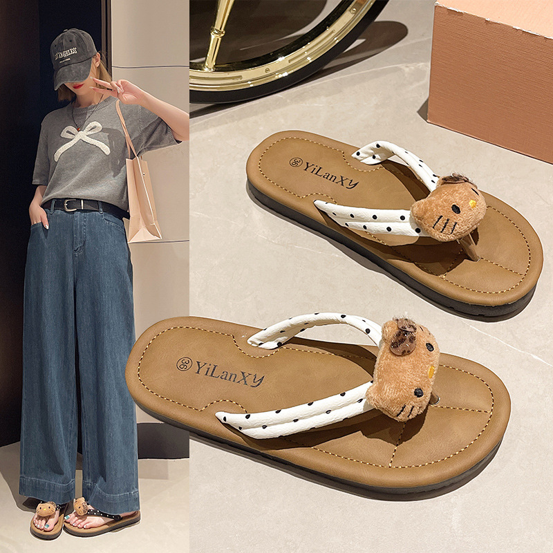夏季人字拖新款防滑百搭学生可爱软底凉拖鞋沙滩平底休闲外穿拖鞋