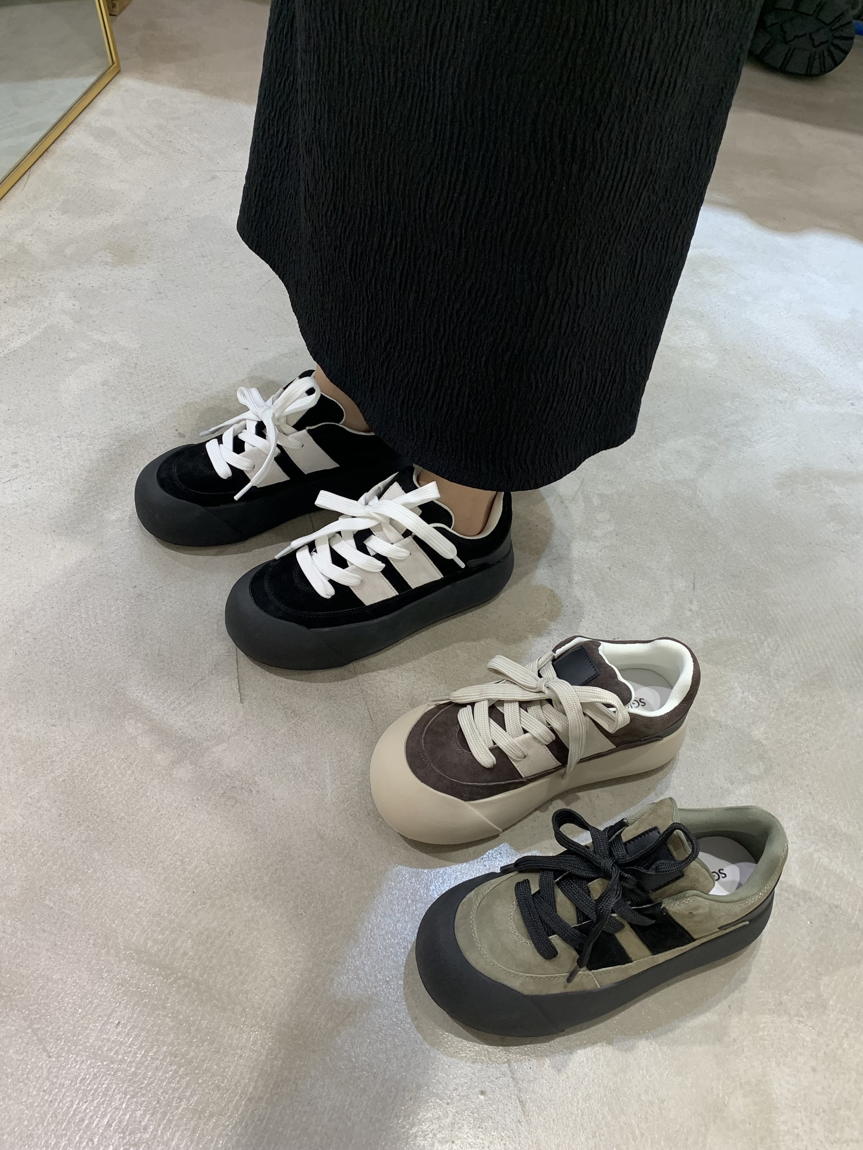 SGIRLTWTW日系松糕底圆头面包鞋