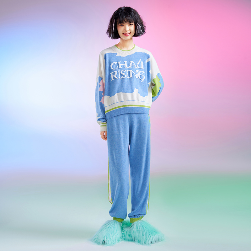 字母绣花圆领长袖羊绒衫运动裤