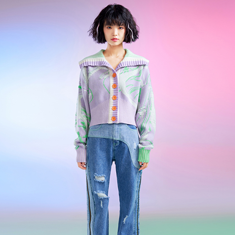 科技感提花海军领落肩羊绒开衫