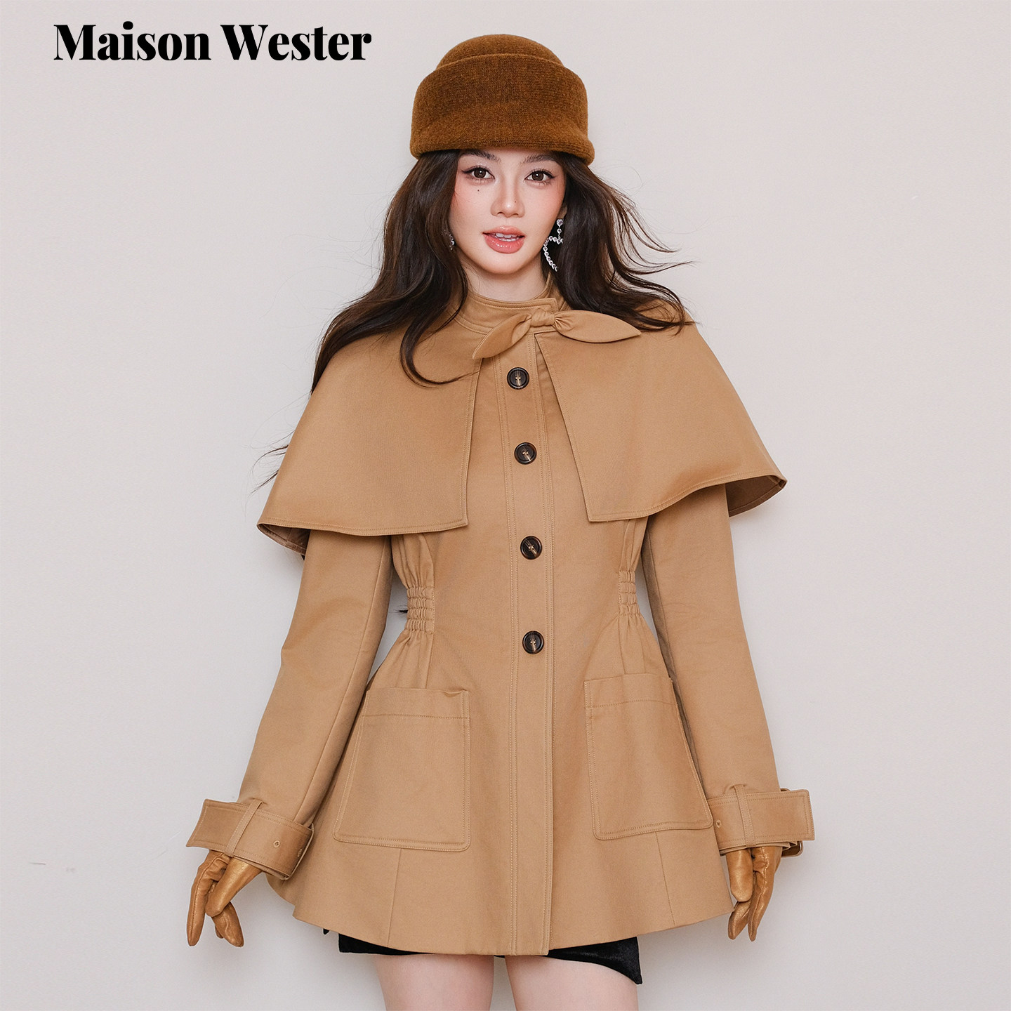Maison Wester2025年秋季新品英伦风格复古卡其斗篷式风衣外套女