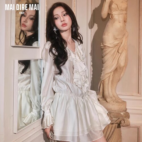 MAI DIRE MAI优雅气质荷叶领珠链长袖高腰花苞袖连衣裙女秋冬显瘦