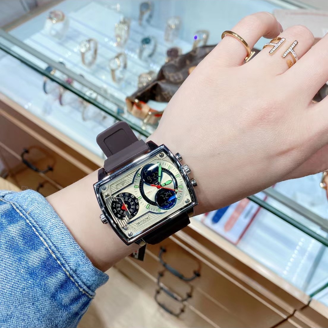 三达炫酷多功能夜光个性男女腕表