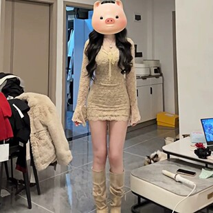 韩版辣妹性感系带V领喇叭袖连衣裙秋冬纯欲风收腰气质包臀蕾丝裙