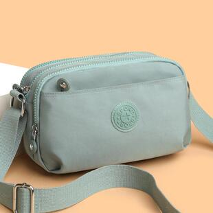 2025新款多层斜挎包女休闲百搭防水尼龙布包单肩包女轻便小包包