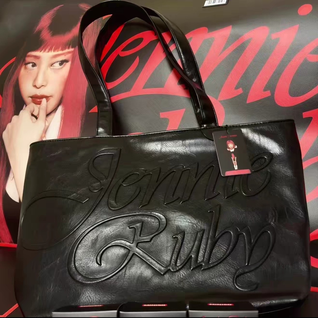 【正品现货】Jennie Ruby 系列PU托特包（黑）明星周边&名创优品