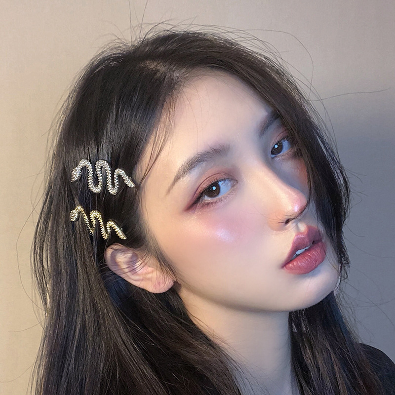 韩版个性网红同款水钻暗黑系弯曲蛇形缠绕发夹造型酷刘海夹发饰女