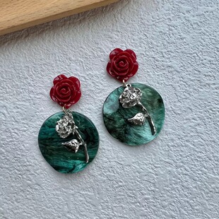 新中式绿色耳环复古气质高级感红绿撞色玫瑰耳坠百搭汉服旗袍配饰