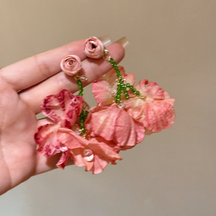法式浪漫仿制花朵流苏耳环复古夸张度假风粉色浪漫耳钉耳夹耳饰女