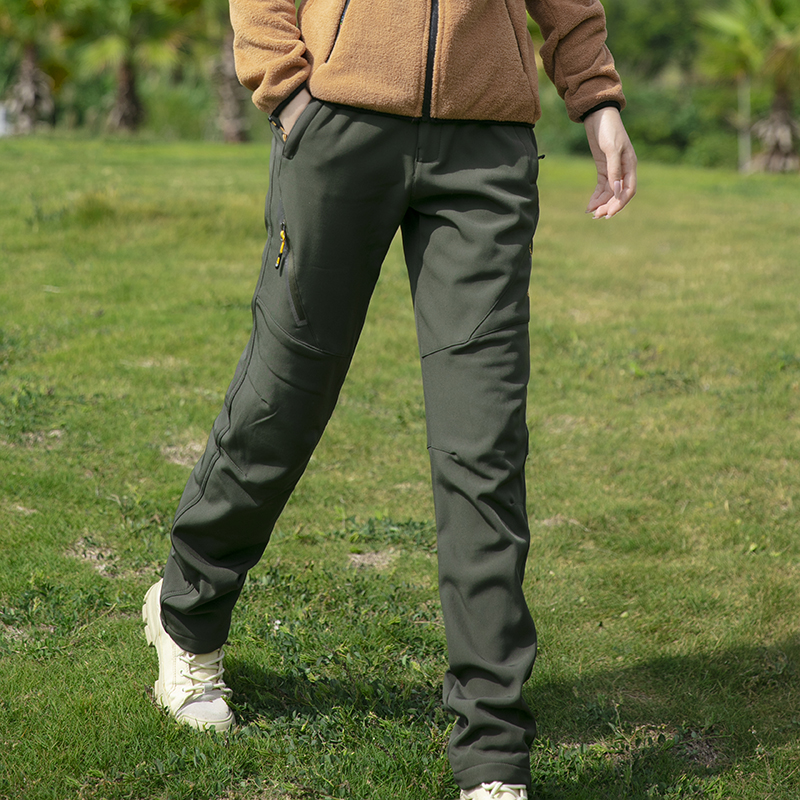 加厚防风防水户外加绒软壳裤女士直筒春秋冬季休闲裤潮多袋工装裤