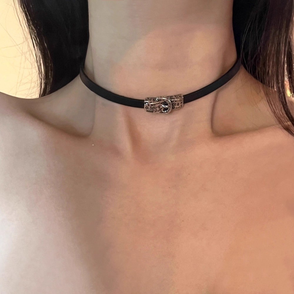小众极简黑色皮带扣颈圈项链女