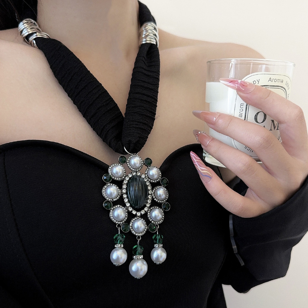 中古复古翠绿色宝石流苏吊坠项链