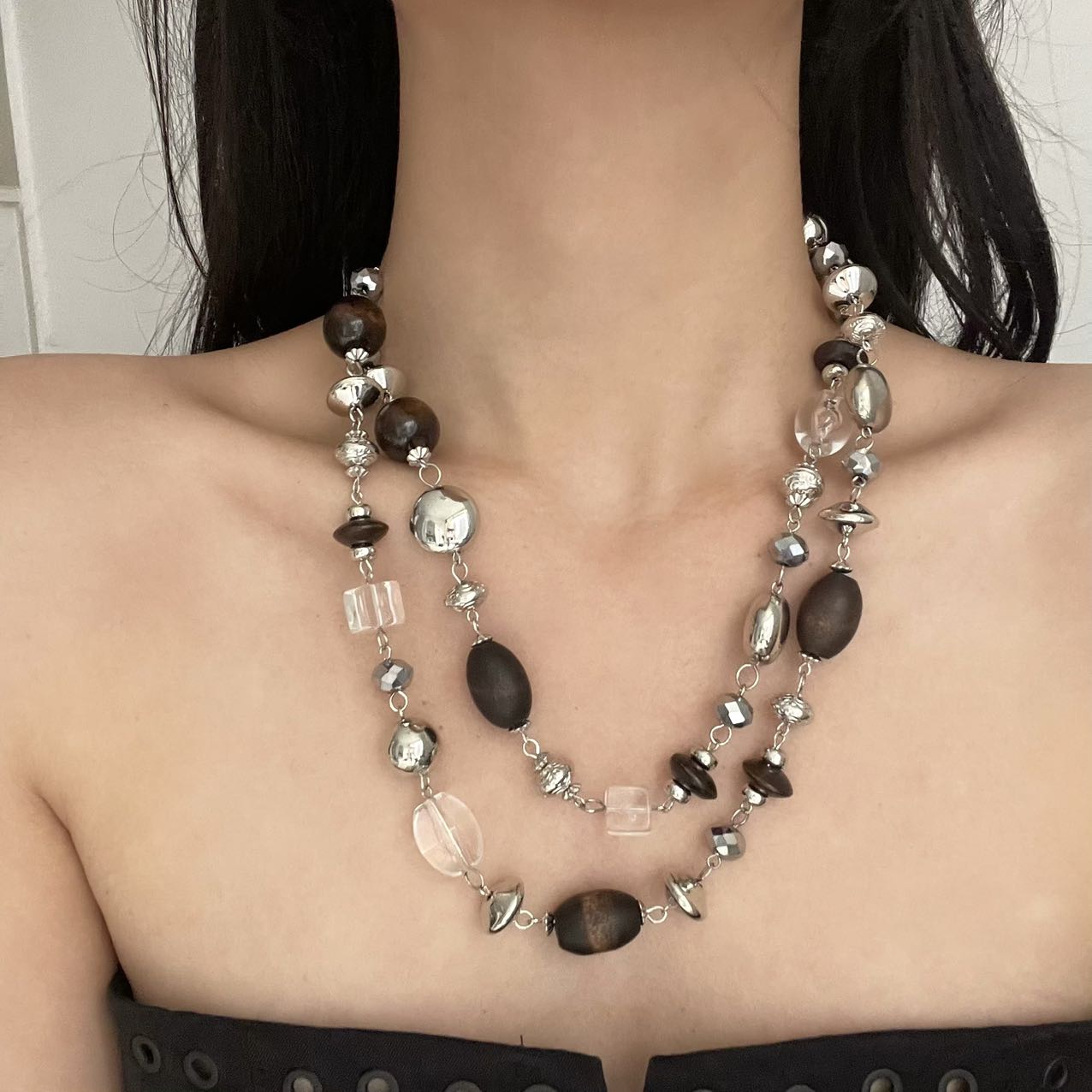 双层叠戴金属拼接亚克力串珠项链女时尚潮流长款百搭毛衣链锁骨链