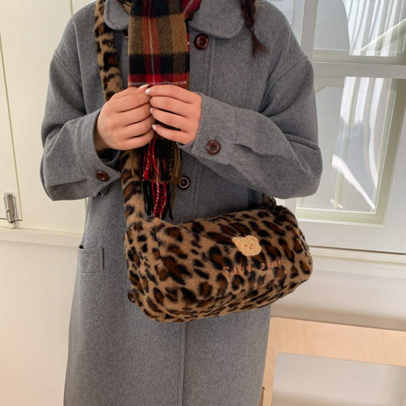 豹纹毛绒包包女2025新款
