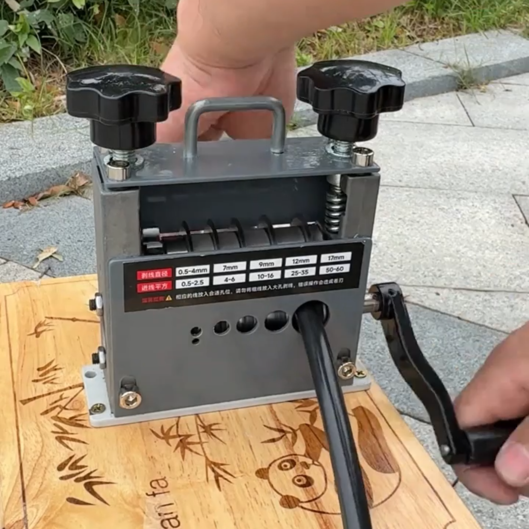 剥线机厂家直销新款全自动废铜线去皮剥皮机爆款批发剥线钳,五金/工具,剥线机,淘宝优惠券,粉丝福利购,淘宝优惠卷