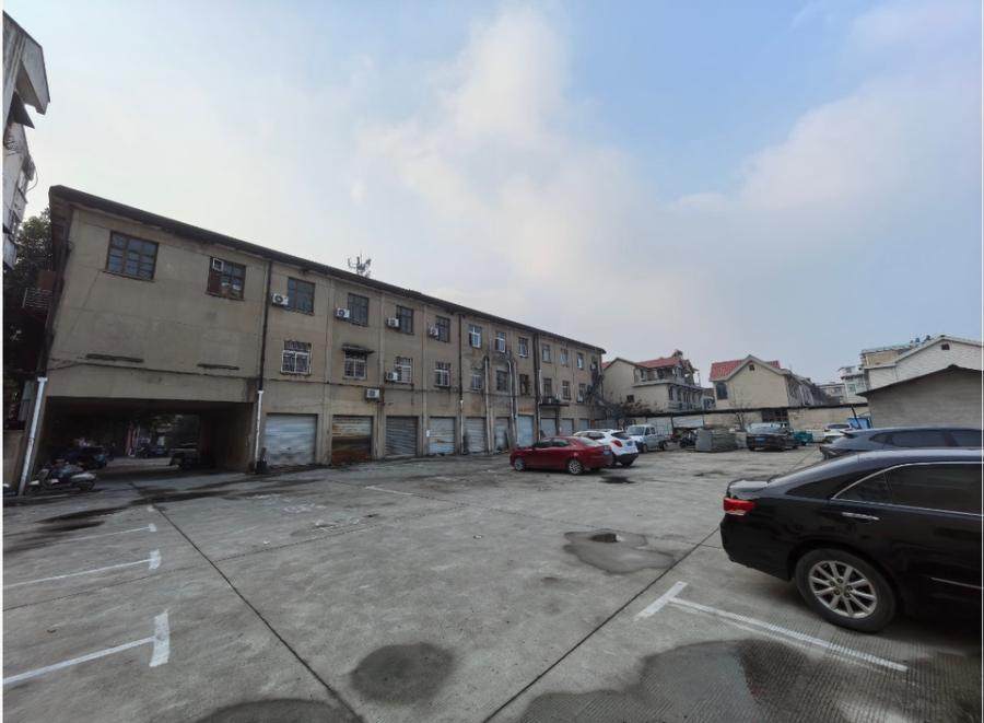 2月2日宣城工程公司173号房地产、附属物、附属用房及办公室财产物品整体网络拍卖公告