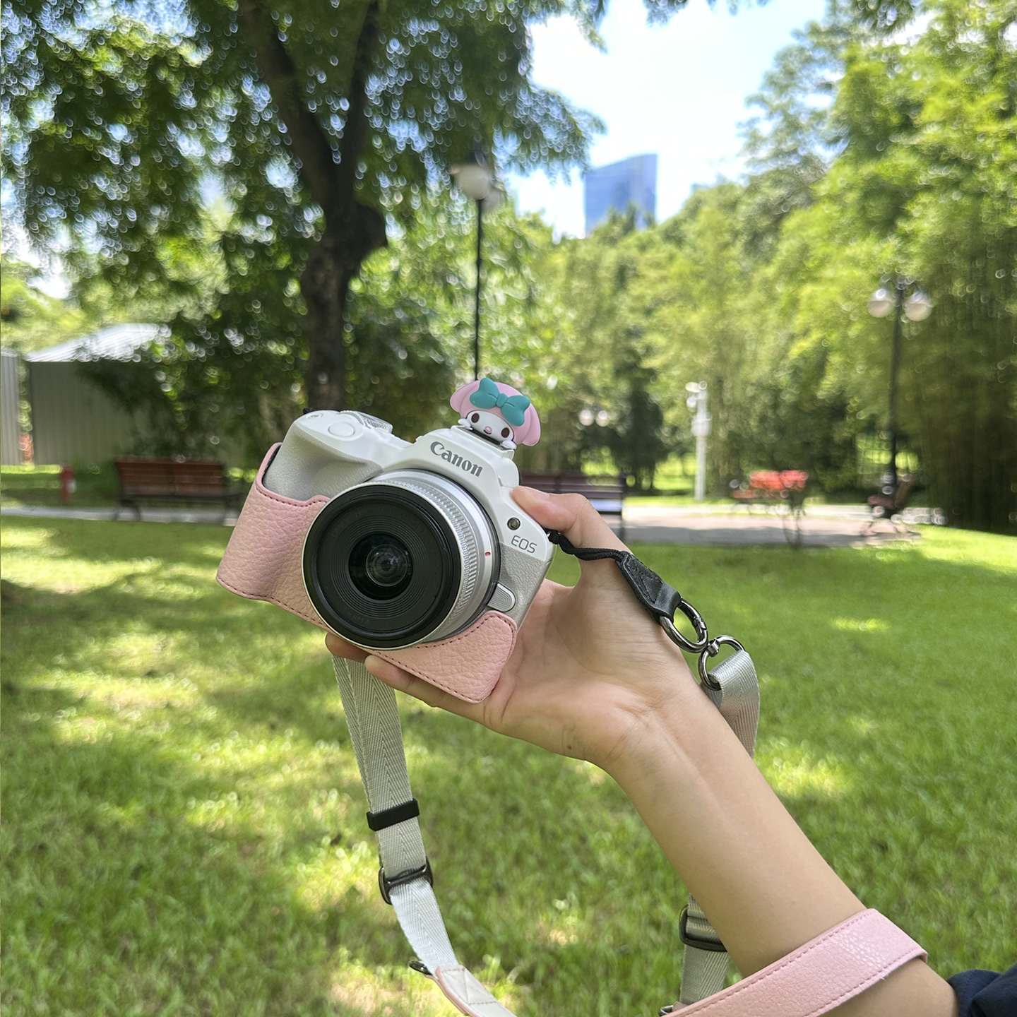 佳能R10相机包R50保护套r100壳R8皮套RP微单适用R5R6二代斜跨包