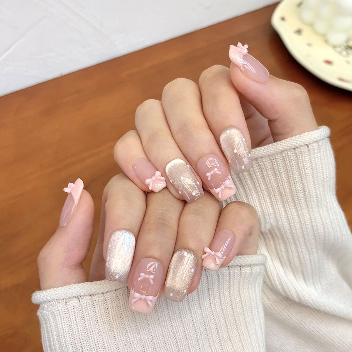 纯手工穿戴甲短T芭蕾少女温柔波点蝴蝶结粉法式玻璃珠猫眼美甲