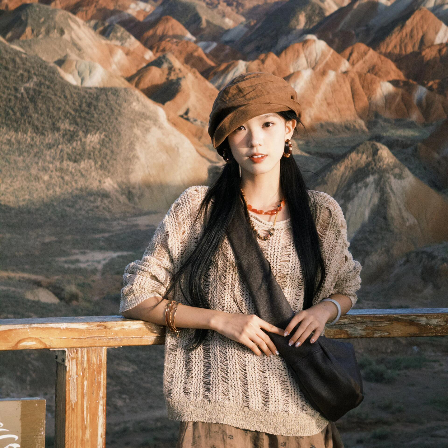 复古七彩丹霞一百亚麻褶皱报童帽女春夏遮阳透气显脸小秋季贝雷帽