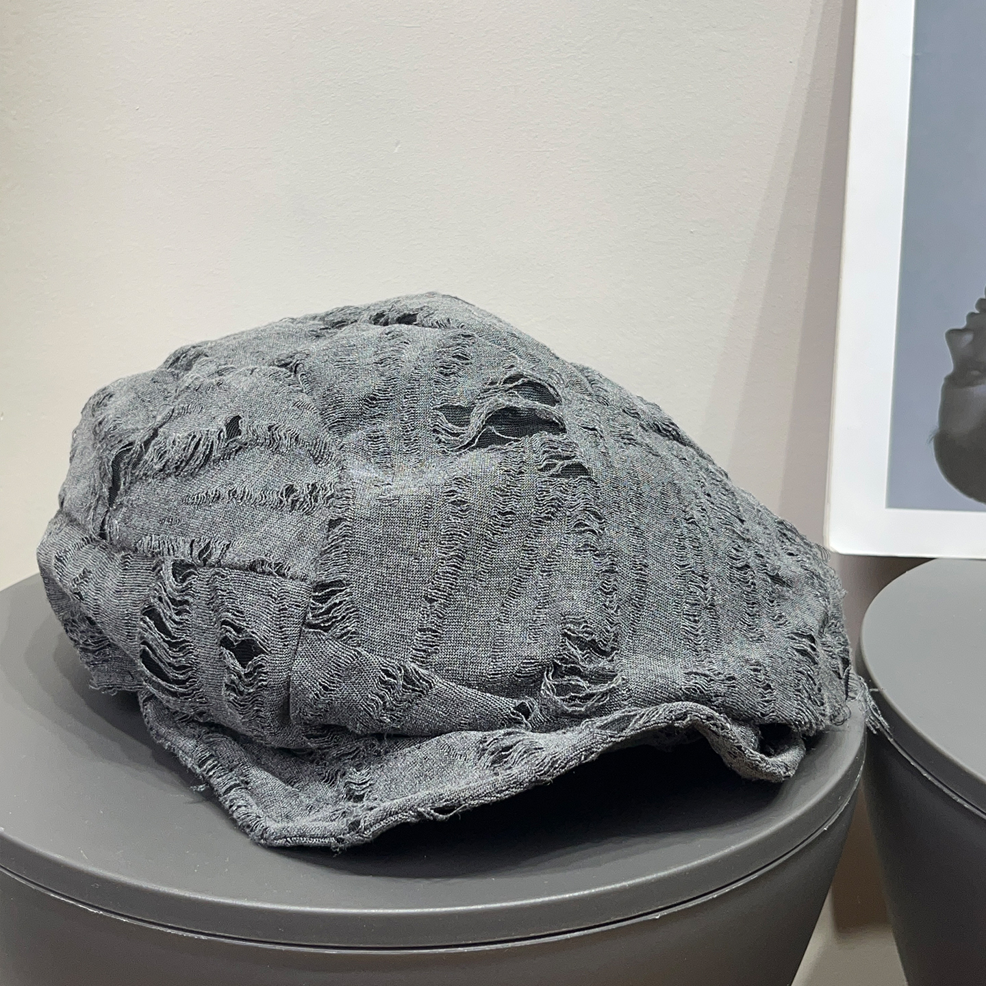 大头围复古破洞磨毛褶皱贝雷帽女春夏百搭防晒宽檐显脸小画家帽子