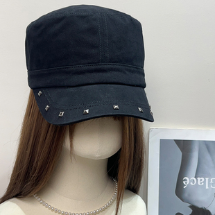 日系复古铆钉鸭舌平顶骑士帽女秋高级感百搭时髦贝雷帽子显脸小潮