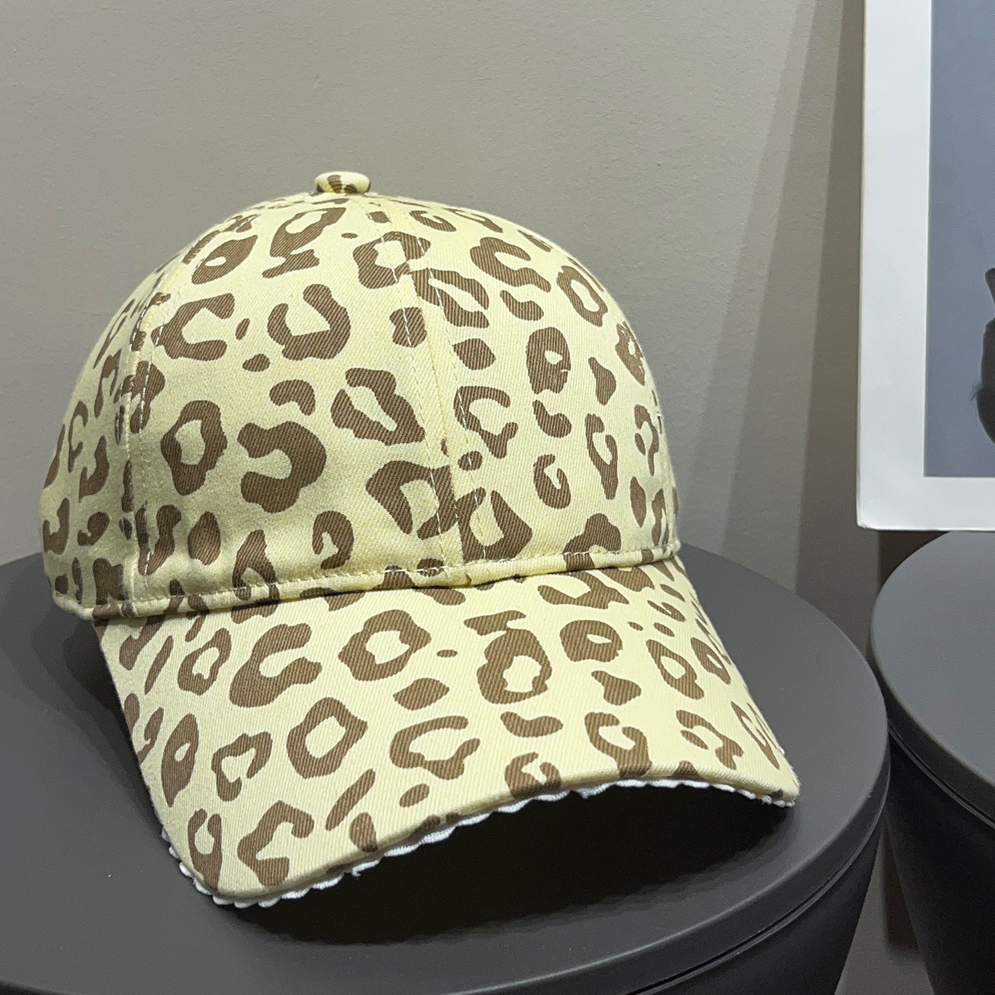 千禧复古豹纹棒球帽女春夏大头围蕾丝边宽檐显脸小辣妹鸭舌帽子潮