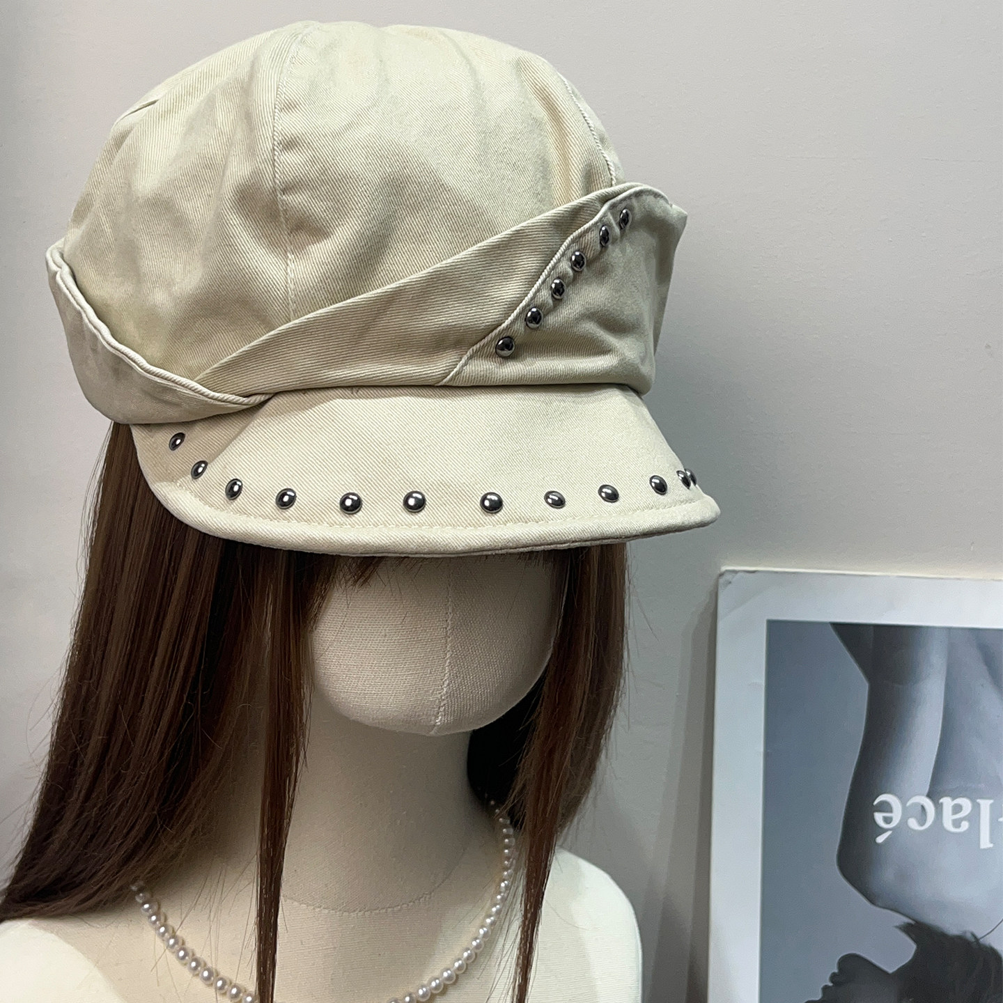 小众复古铆钉报童帽女秋百搭显脸小贝雷帽韩系休闲宽檐显脸小帽子