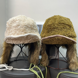 韩系复古毛绒护耳雷锋帽女秋冬户外川西旅游保暖显脸小大头围帽子