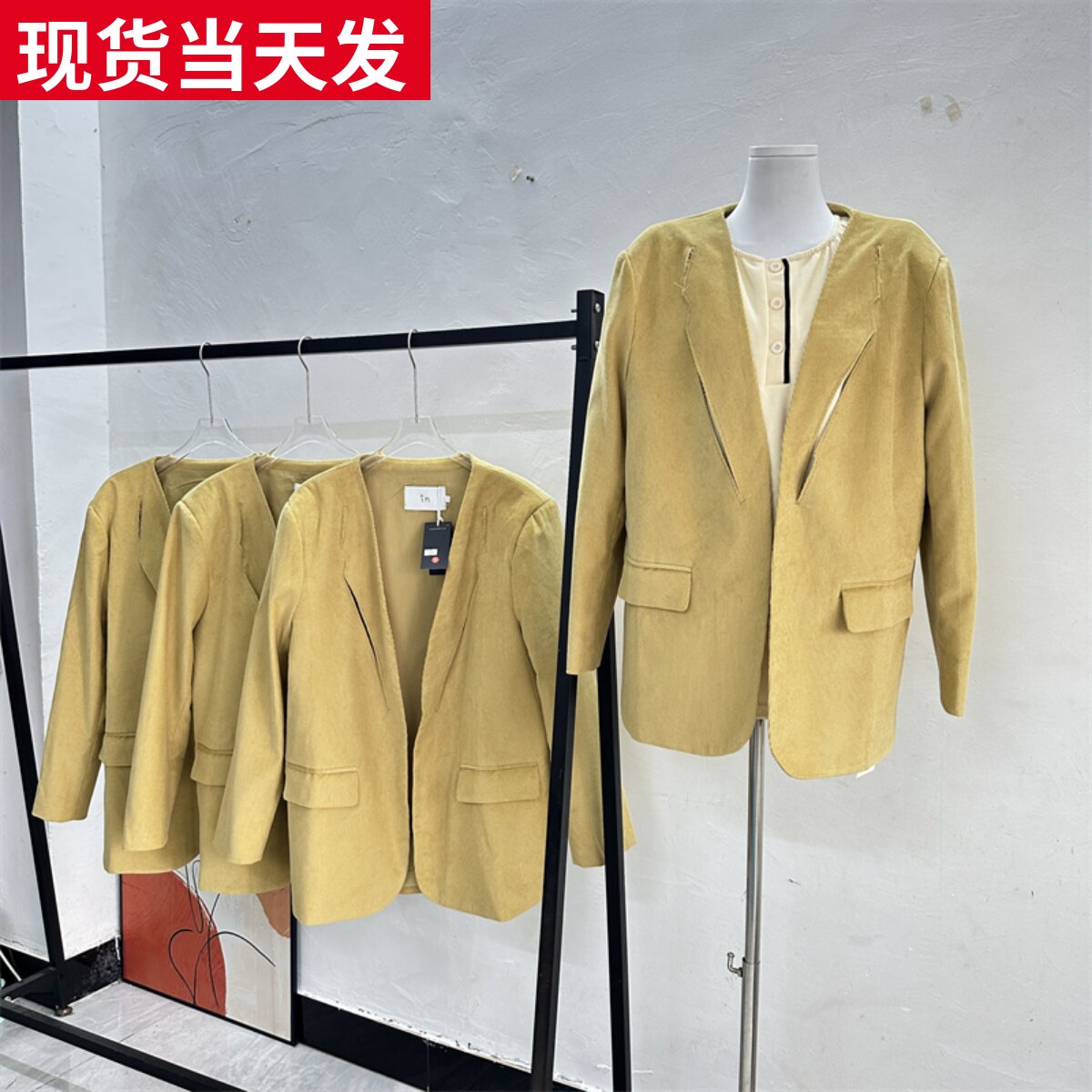 周美美灯芯绒挺阔版型西装外套