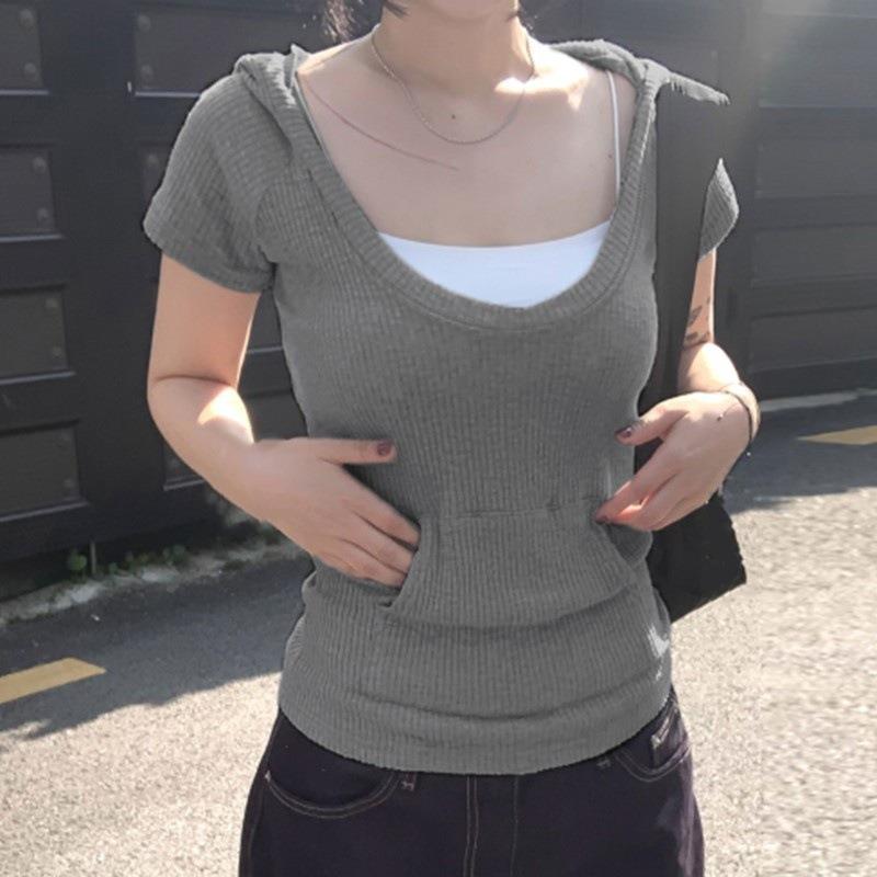 2025年夏季新品舒适通勤低领纯色亲肤连帽插袋修身针织T恤上衣女