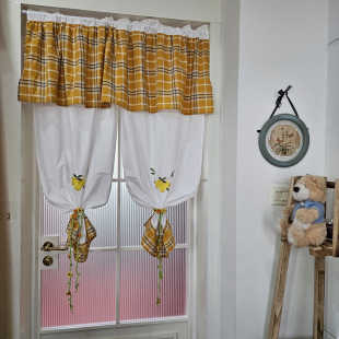 免打孔田园风纯棉柠檬刺绣清新格子双层帘头拼接对开卧室装 饰门帘