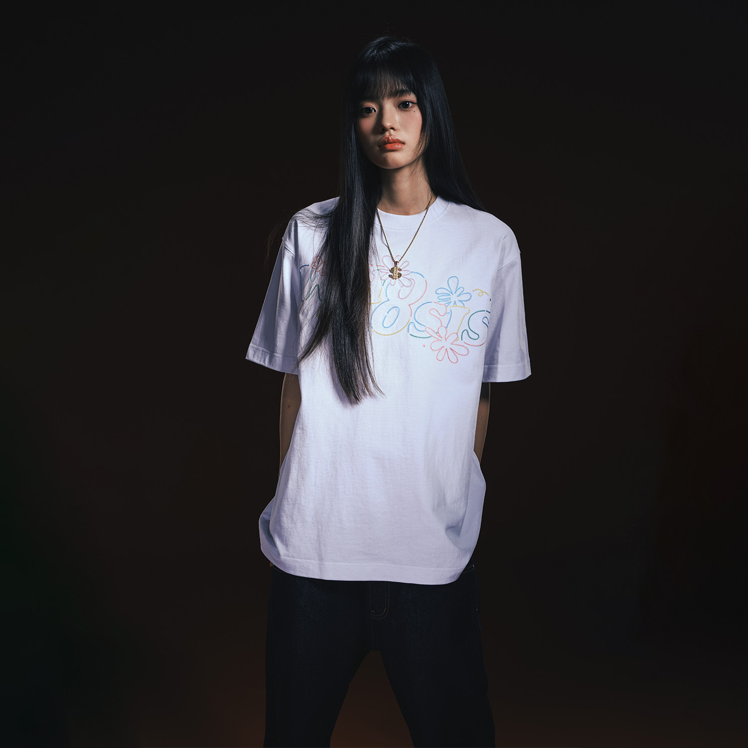 WHOOSIS（不知其名）彩色花朵锁链绣短袖T恤夏季新款简约百搭男女