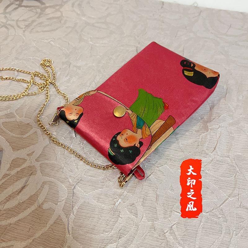 手机包女斜跨真丝香云纱迷你复古翻盖小包夏季新款桑蚕丝手包