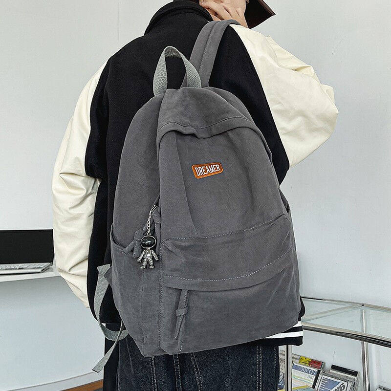 卡卡树书包男背包男士双肩包女大容量初中高中大学生可装15.6英寸属于什么档次？
