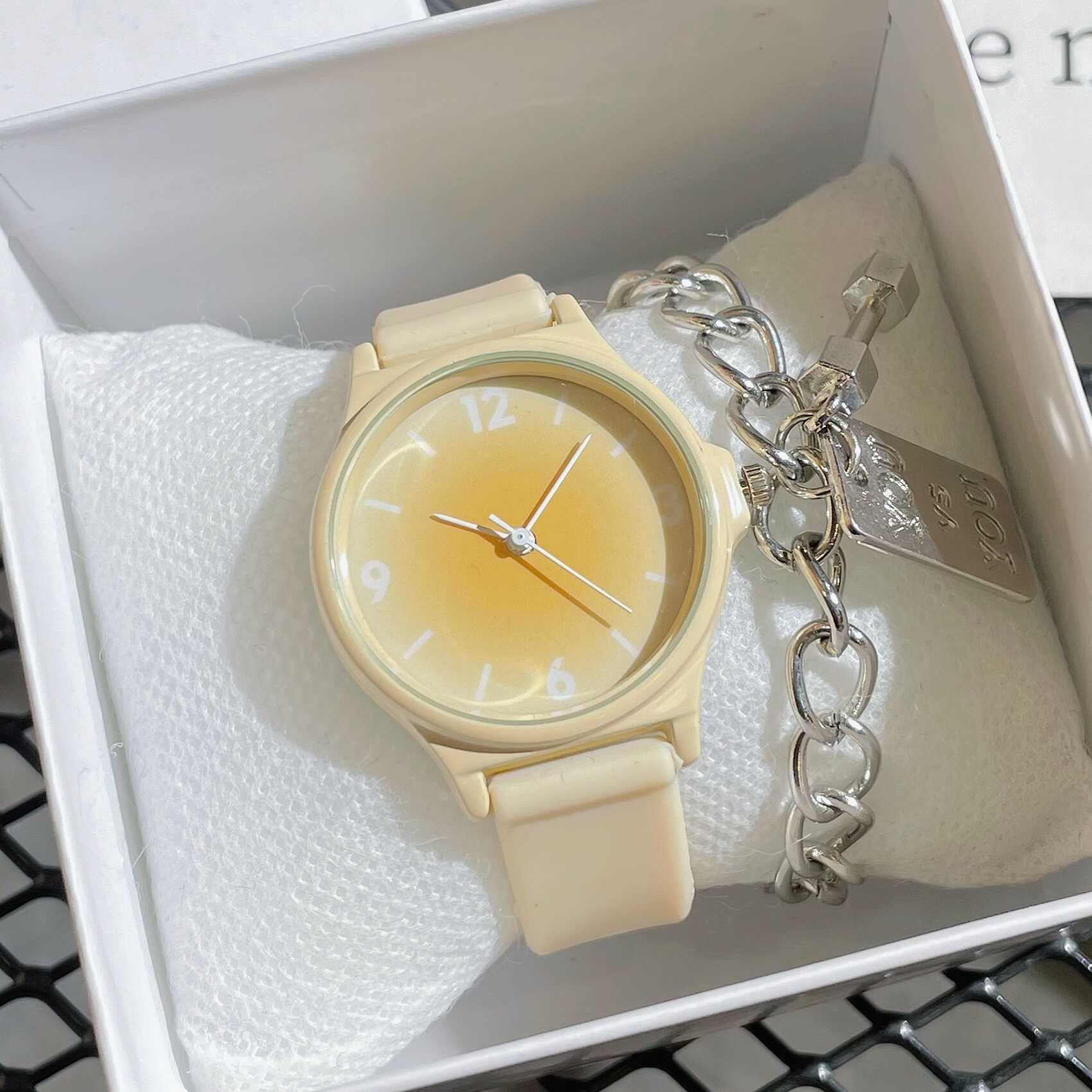 ins小众设计轻奢手表女晕染韩版